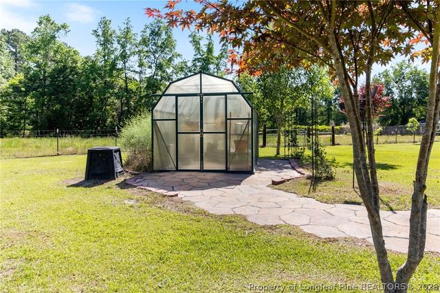 207 Cicero Beatty Road, Raeford, NC 28376