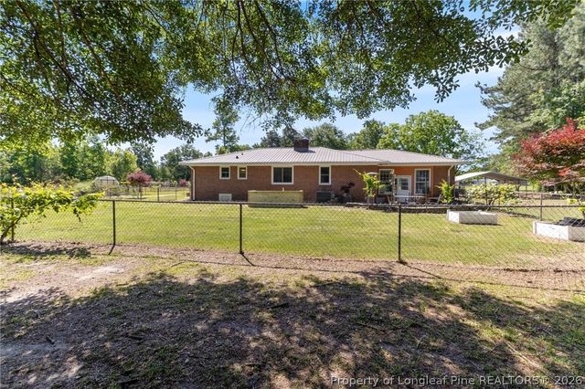 207 Cicero Beatty Road, Raeford, NC 28376