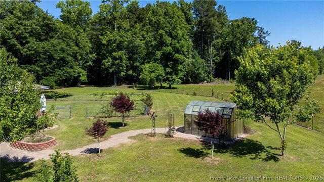 207 Cicero Beatty Road, Raeford, NC 28376