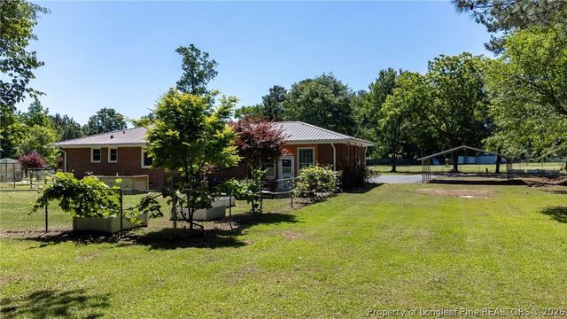 207 Cicero Beatty Road, Raeford, NC 28376