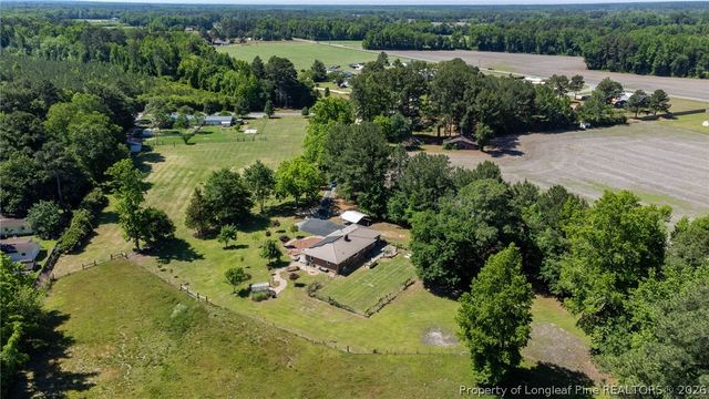 207 Cicero Beatty Road, Raeford, NC 28376