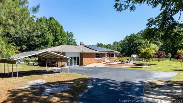 207 Cicero Beatty Road, Raeford, NC 28376