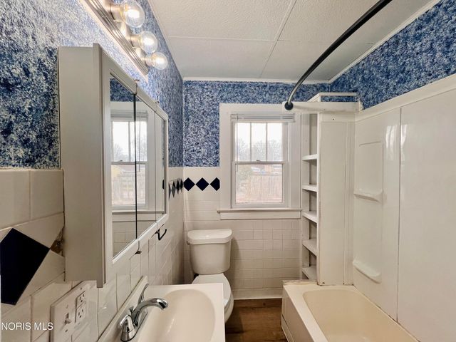 3817 Burton Avenue, Toledo, OH 43612