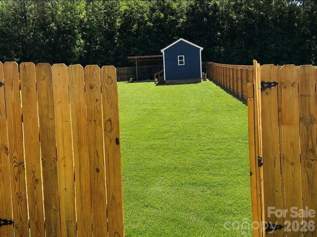 219 Sundial Drive, Lexington, NC 27295