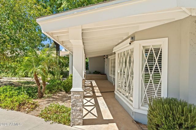 2054 E RANCHO Drive, Phoenix, AZ 85016