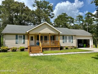127 Blue Heron Drive, New Bern, NC 28560