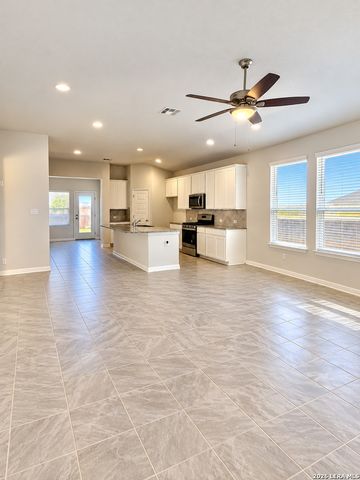 13158 Maridell Park, San Antonio, TX 78253
