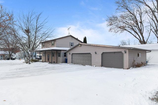 726 E LINCOLN AVENUE, Little Chute, WI 54140