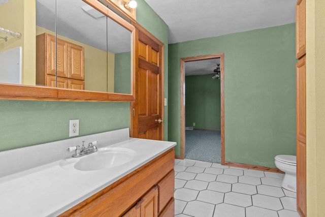 726 E LINCOLN AVENUE, Little Chute, WI 54140