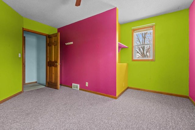 726 E LINCOLN AVENUE, Little Chute, WI 54140