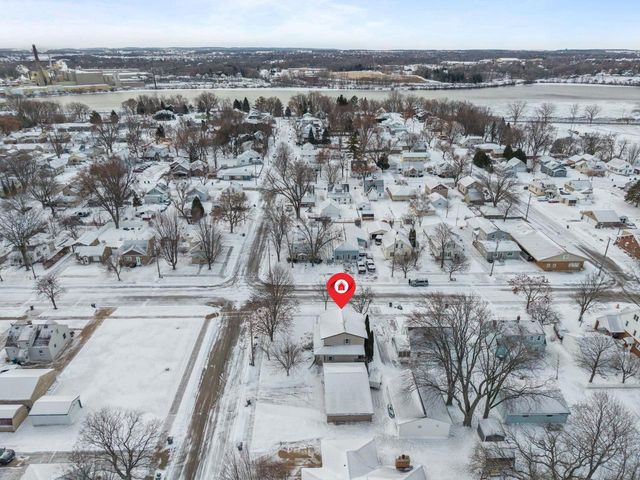 726 E LINCOLN AVENUE, Little Chute, WI 54140