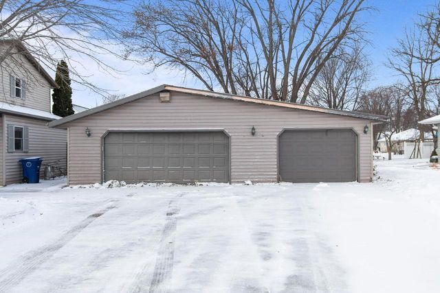 726 E LINCOLN AVENUE, Little Chute, WI 54140