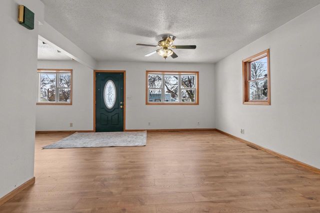 726 E LINCOLN AVENUE, Little Chute, WI 54140