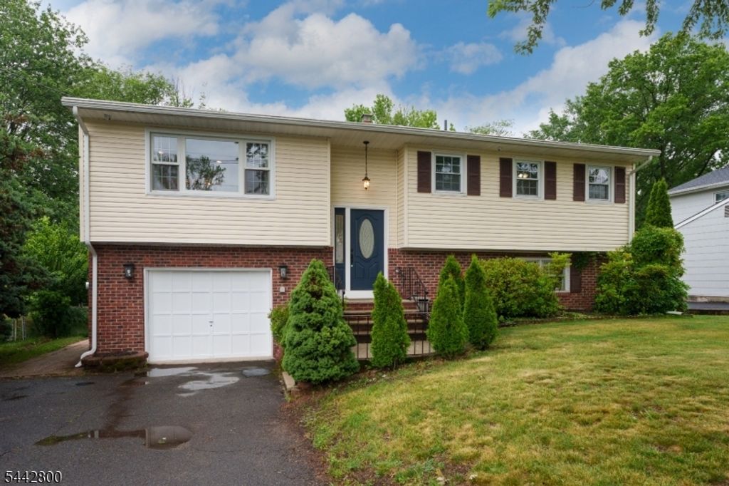 2025 Oak Tree Rd, Edison Twp., NJ 08820 — exterior