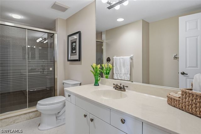 6001 Pelican Bay BLVD 201, Naples, FL 34108