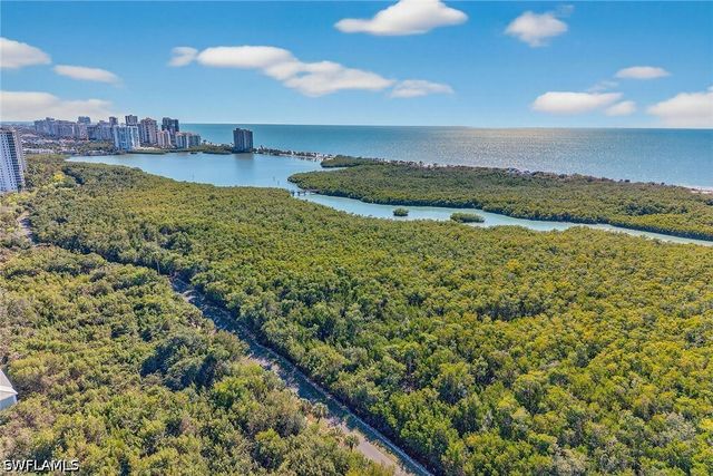 6001 Pelican Bay BLVD 201, Naples, FL 34108