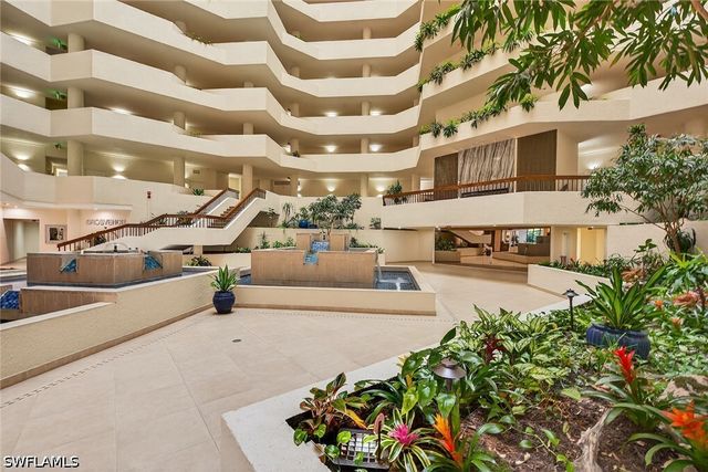 6001 Pelican Bay BLVD 201, Naples, FL 34108