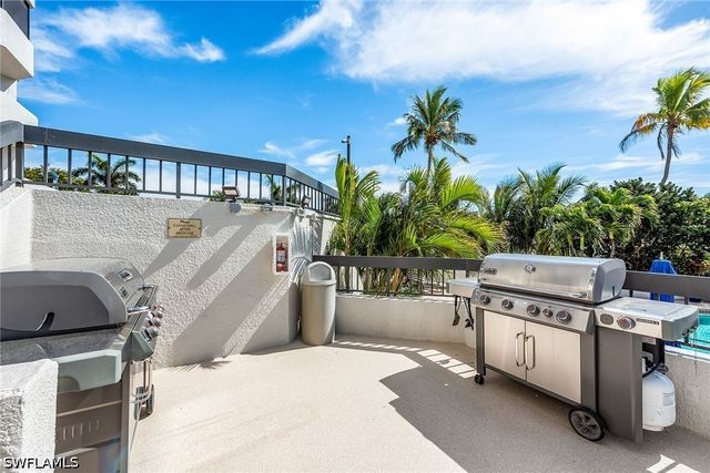 6001 Pelican Bay BLVD 201, Naples, FL 34108