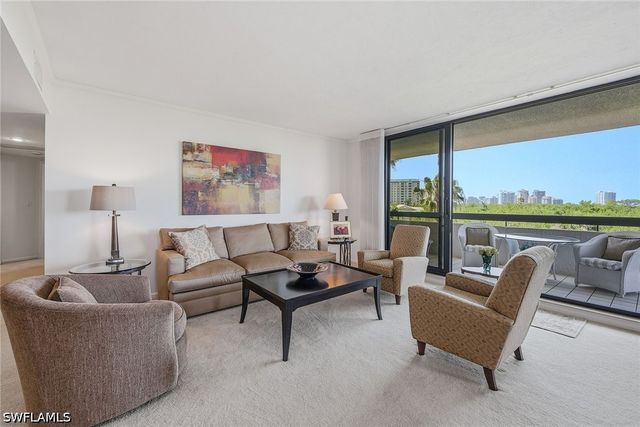 6001 Pelican Bay BLVD 201, Naples, FL 34108