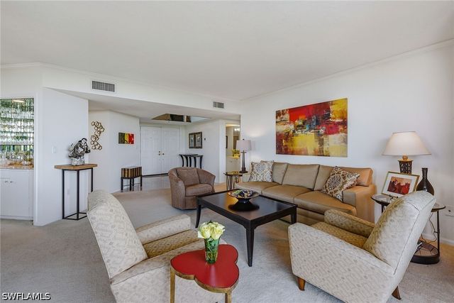 6001 Pelican Bay BLVD 201, Naples, FL 34108