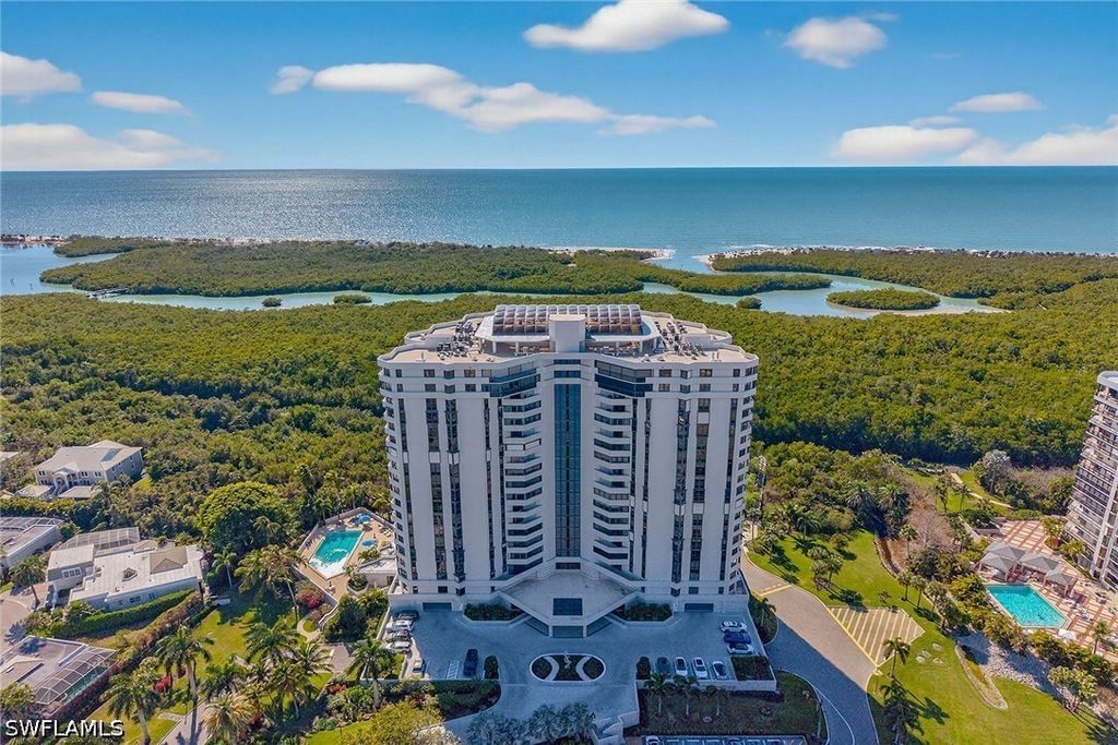 6001 Pelican Bay BLVD 201, Naples, FL 34108