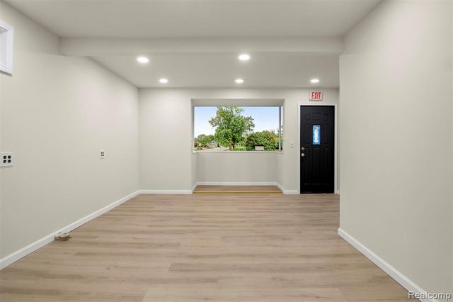 35812-35816 W Michigan Avenue, Wayne, MI 48184