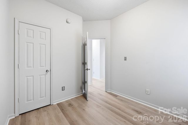 6330 Derryfield Drive, Charlotte, NC 28213