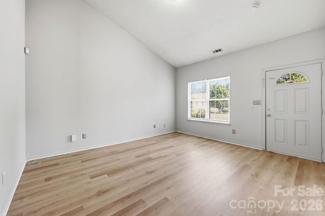 6330 Derryfield Drive, Charlotte, NC 28213