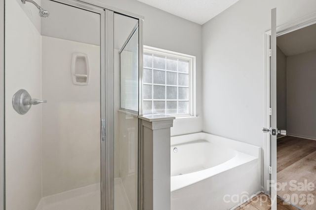 6330 Derryfield Drive, Charlotte, NC 28213