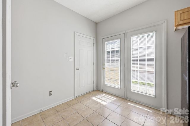 6330 Derryfield Drive, Charlotte, NC 28213