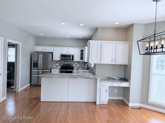 329 Links Dr, Simpsonville, KY 40067