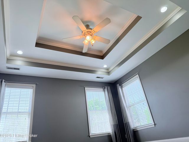 329 Links Dr, Simpsonville, KY 40067