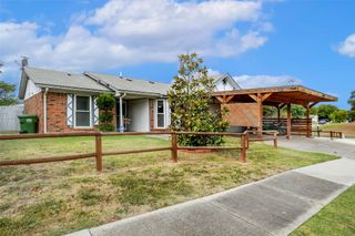 6425 Greenfield Court, Watauga, TX 76148
