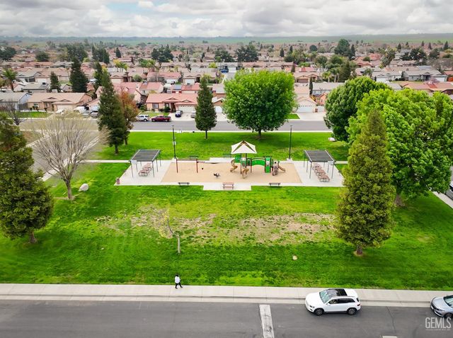 5320 San Mateo, Bakersfield, CA 93307