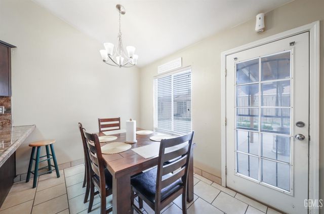 5320 San Mateo, Bakersfield, CA 93307