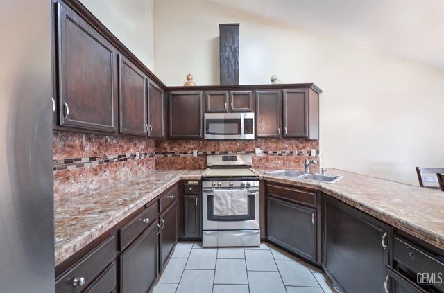 5320 San Mateo, Bakersfield, CA 93307