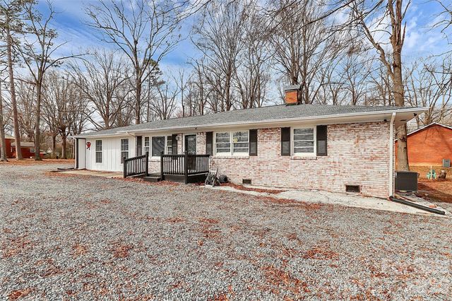 2015 Overhill Drive, Monroe, NC 28110