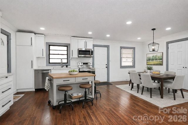 2015 Overhill Drive, Monroe, NC 28110