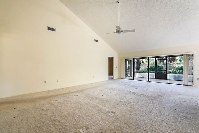 137 Seashore Drive, Jupiter, FL 33477