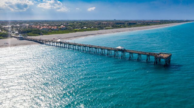 137 Seashore Drive, Jupiter, FL 33477