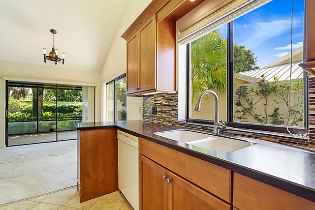 137 Seashore Drive, Jupiter, FL 33477