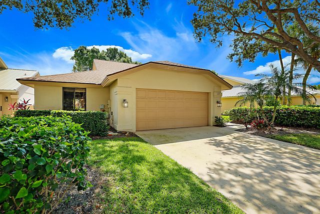 137 Seashore Drive, Jupiter, FL 33477