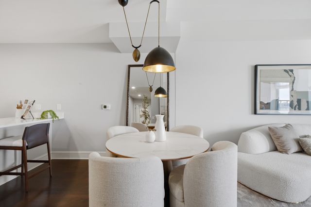 850 N Lake Shore Drive 802, Chicago, IL 60611