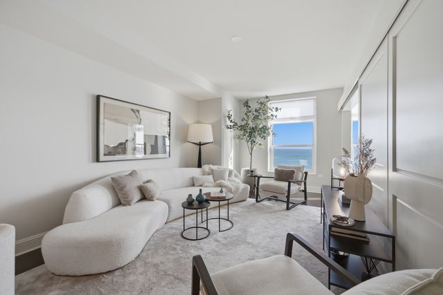 850 N Lake Shore Drive 802, Chicago, IL 60611