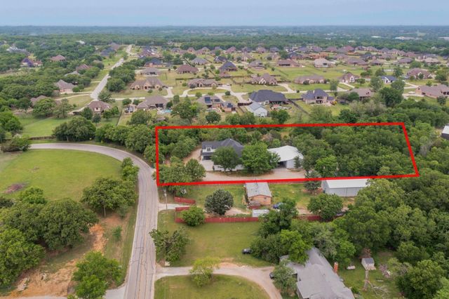 7401 Retta Mansfield Road, Mansfield, TX 76063