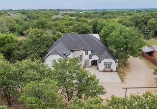 7401 Retta Mansfield Road, Mansfield, TX 76063