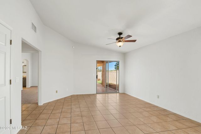 102 E Elixir Place, Oro Valley, AZ 85755