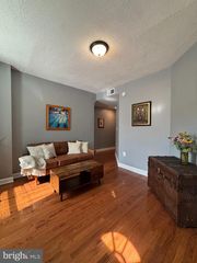 3017 SHERMAN AVE NW, Washington, DC 20001