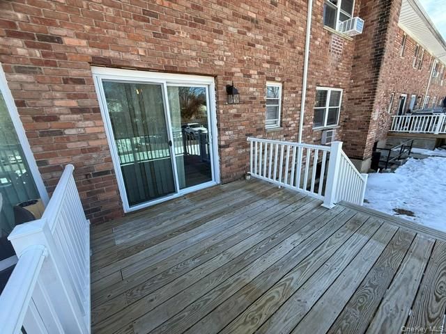 54 Ralph Avenue, Babylon, NY 11702