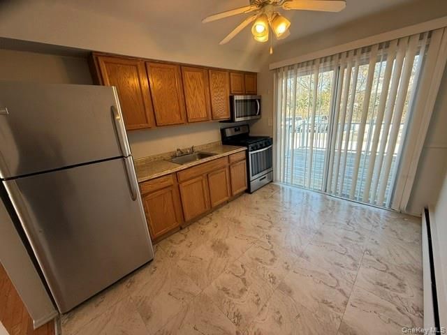 54 Ralph Avenue, Babylon, NY 11702